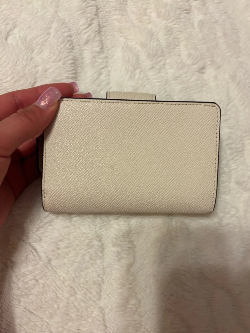 COACH Medium Corner Zip Wallet in Gold/Chalk Leather - Picture 6 of 6
